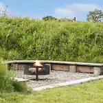 Holiday home 4 Bedroom Amazing In