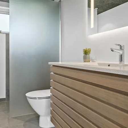 4 Bedroom Amazing In Nordborg