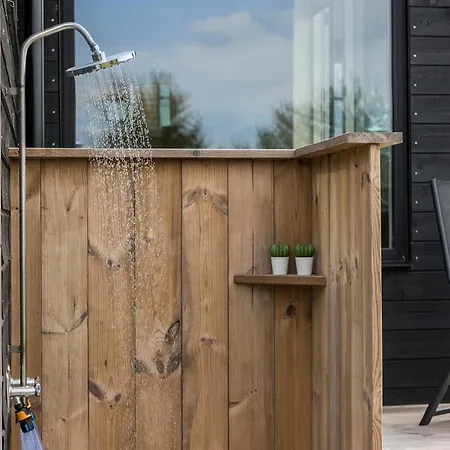 Holiday home 4 Bedroom Amazing In