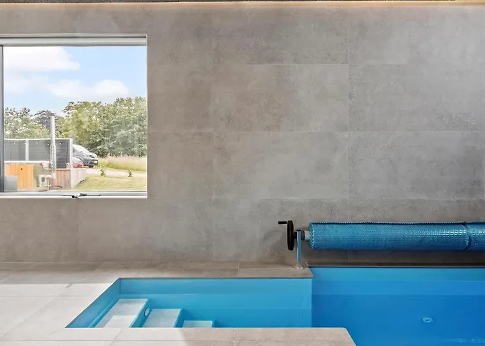 Holiday home 4 Bedroom Amazing In *