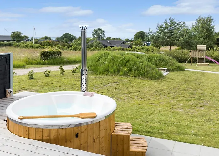 Holiday home 4 Bedroom Amazing In Nordborg